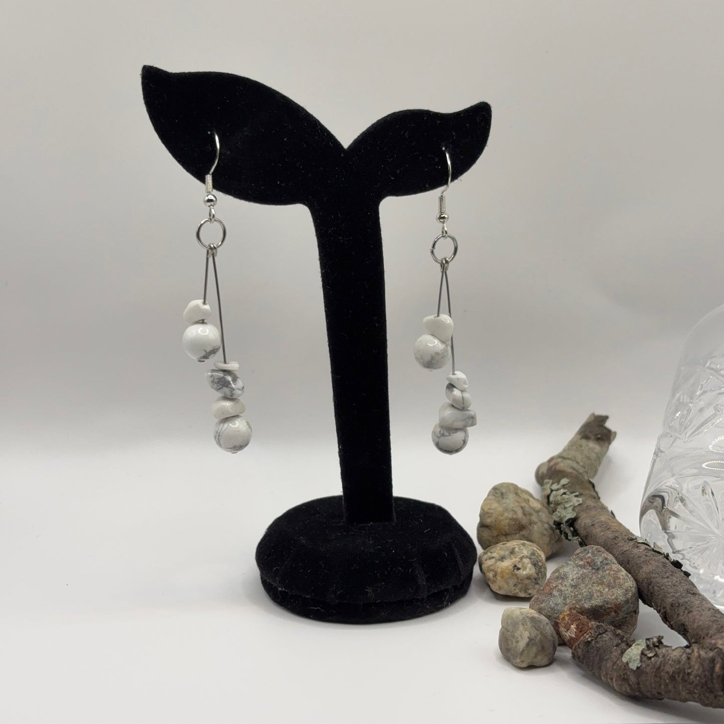 HOWLIIT Earrings - Calming Natural Stone 7cm