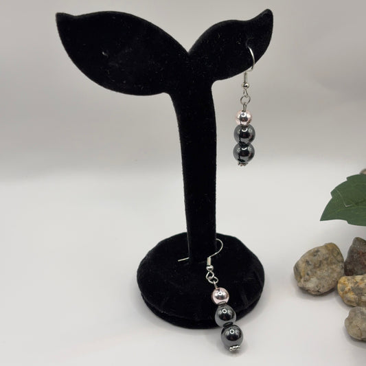 TRIO Hematiitti Korvakorut - Kolmen Pallon Malli 5cm