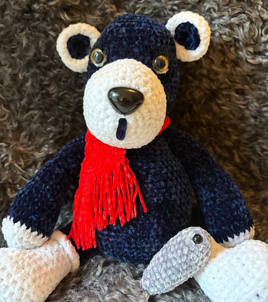 Nalle Hahmo Virkattu - Klassinen Käsityöhahmo