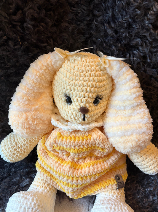 JÄTTIPUPU Virkattu koristehamo