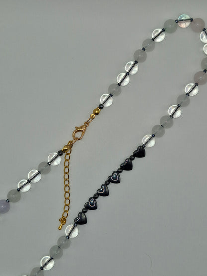 HEART - kaulakoru vuorikristallista ja Hematiitti kivestä 45cm