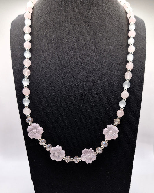PINK FLOWERS - stone necklace with glass flowers 49cm