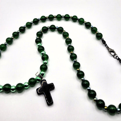 GREEN - kaulakoru lasihelmistä 57cm