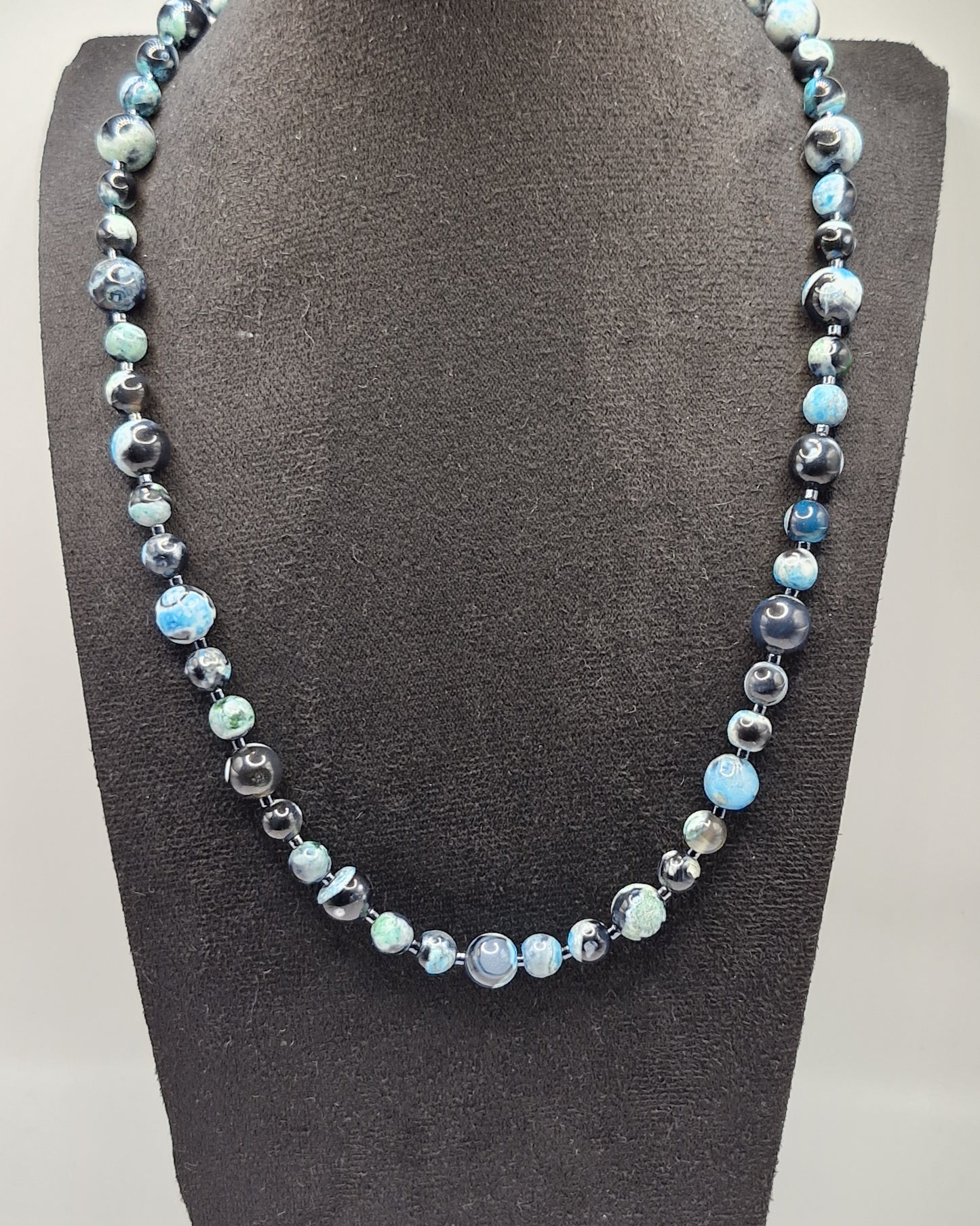 AGATE Necklace 44cm - Hand-Knotted Power Stone for Balance