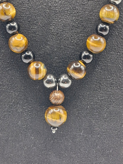 TIGER - hand-knotted necklace made of Tiger's Eye and Hematite 45cm