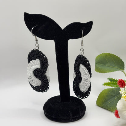 HALAUS - virkatut korvakorut nailonlangasta