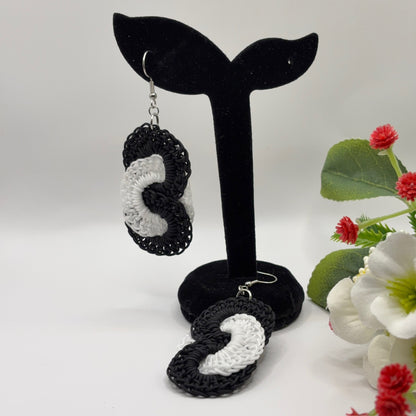 HALAUS - virkatut korvakorut nailonlangasta