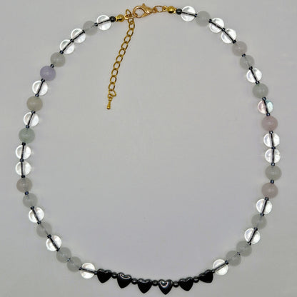 HEART - kaulakoru vuorikristallista ja Hematiitti kivestä 45cm