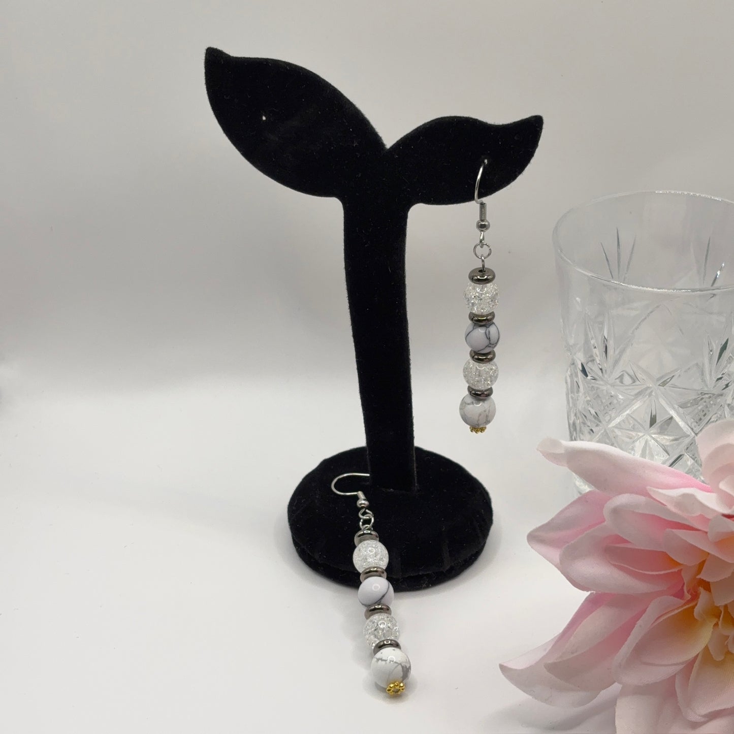 HOWLITE &amp; SPLIT CRYSTAL Earrings 6.5cm