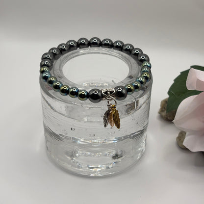 HEMATIITTI WINGS - uniikki rannekoru hematiitti -kivestä