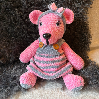 Nalle Hahmo - Perinteinen Virkattu Käsityöhahmo