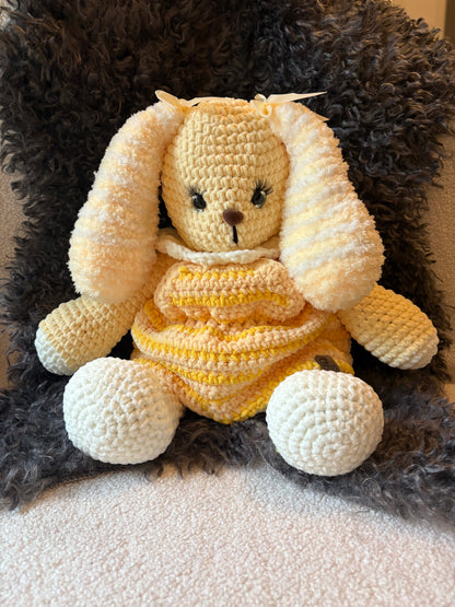 JÄTTIPUPU Virkattu koristehamo