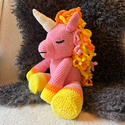 Yksisarvinen Hahmo - Taianomainen Virkattu