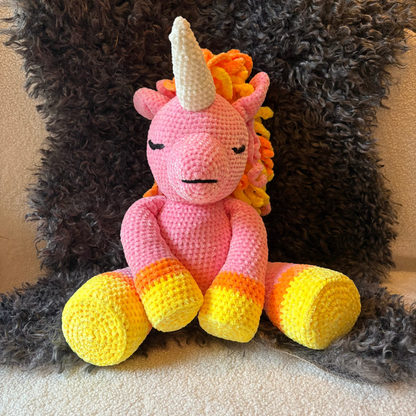 Yksisarvinen Hahmo - Taianomainen Virkattu