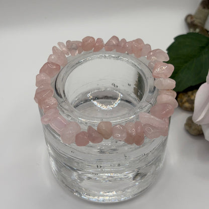 PINKKI - rannekoru ruusukvartsi sirukivistä 3